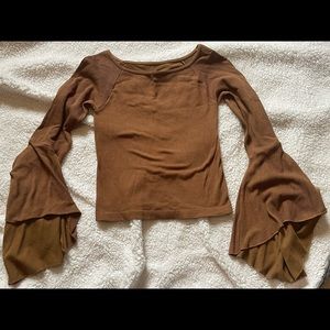 Bell sleeve crop top